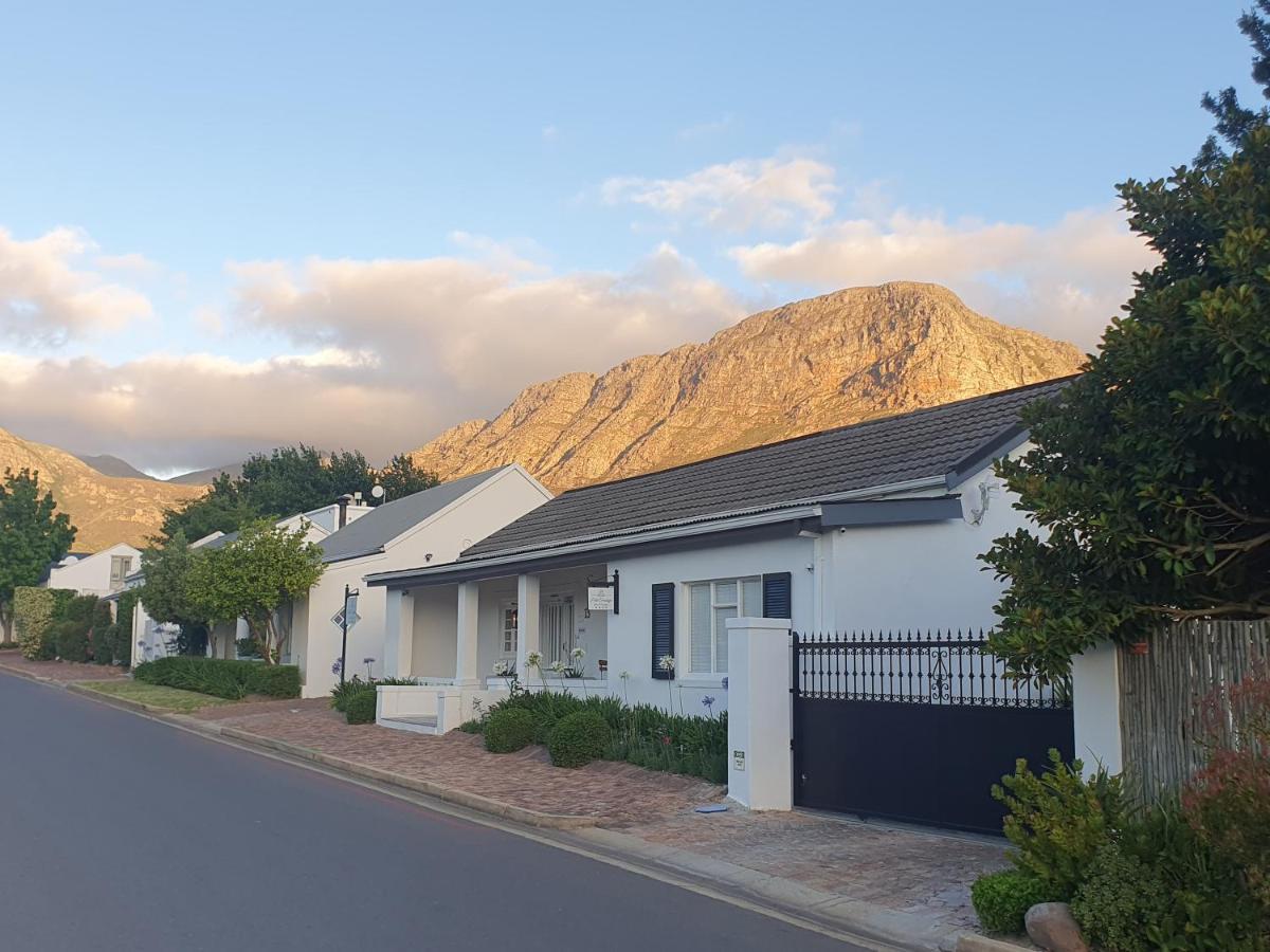 Petit Ermitage Bed & Breakfast Franschhoek Exterior foto